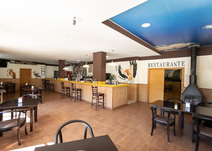 Hostal - Bungalows Camping Cáceres